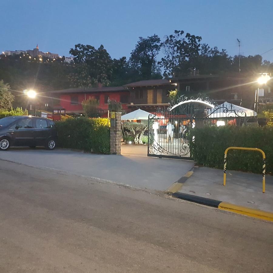 Hotel Il Dito E La Luna Рипа-Театина Экстерьер фото